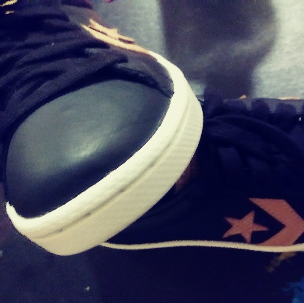 Converse - Picture 5 of 5